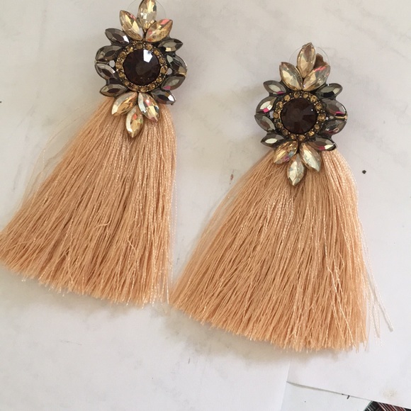 Earrings - Picture 7 of 7